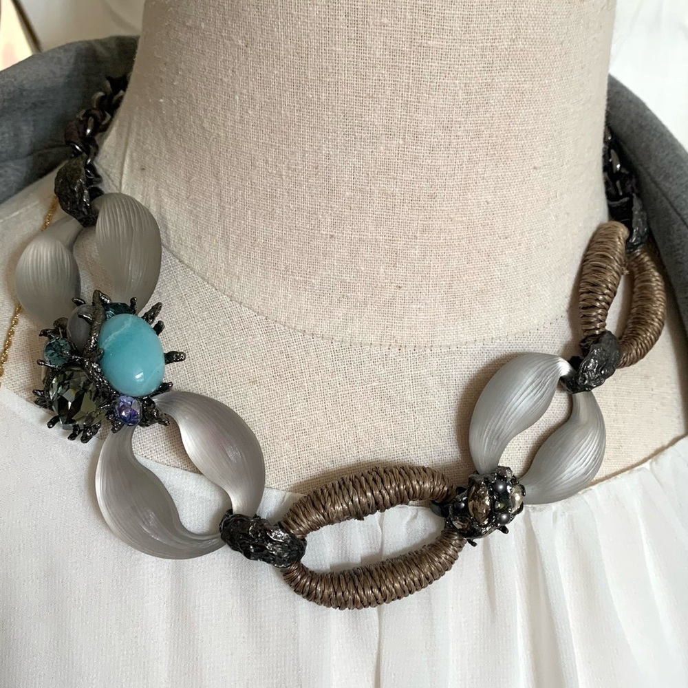 ALEXIS BITTAR • Rare Vintage Mixed Media Lucite Hemp Gemstone Crystal  Necklace - Picture 12 of 15